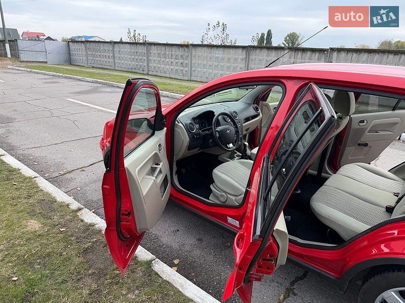 Хэтчбек Ford Fusion 2007 в Кременчуге