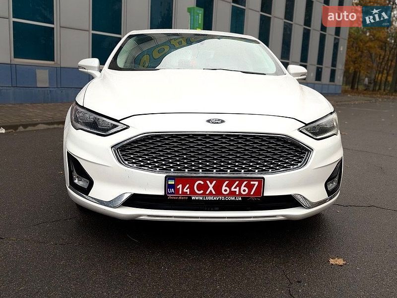Седан Ford Fusion 2019 в Кривому Розі