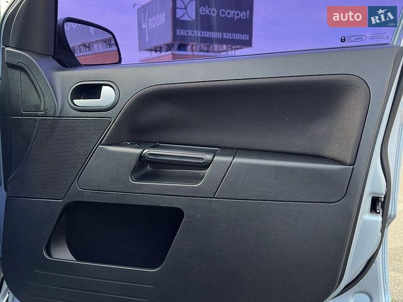 Хэтчбек Ford Fusion 2007 в Киеве