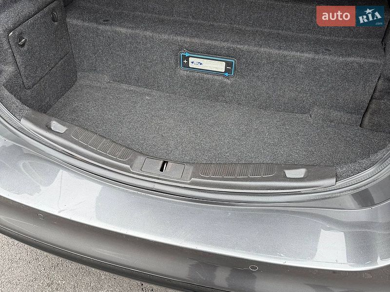 Седан Ford Fusion 2015 в Житомире
