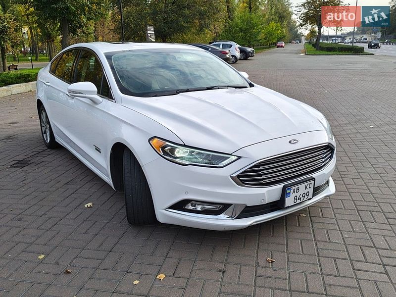 Седан Ford Fusion 2017 в Киеве