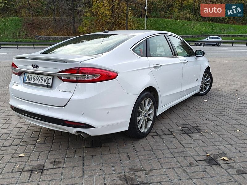 Седан Ford Fusion 2017 в Киеве