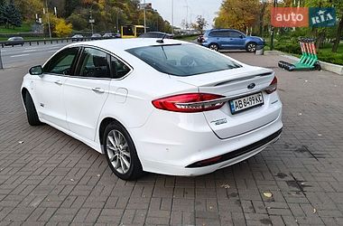 Седан Ford Fusion 2017 в Киеве