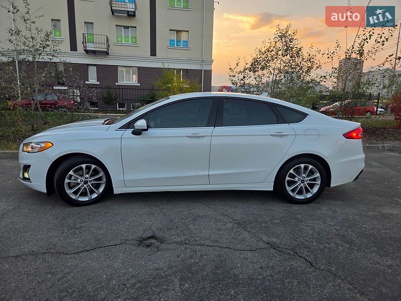 Седан Ford Fusion 2019 в Киеве