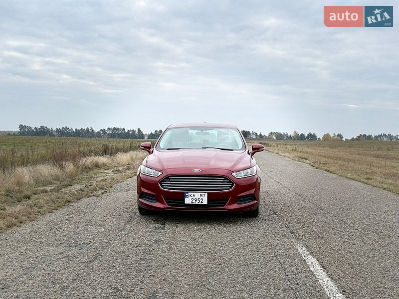 Седан Ford Fusion 2015 в Киеве