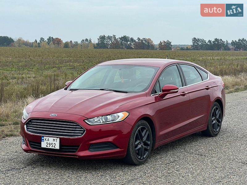 Седан Ford Fusion 2015 в Киеве