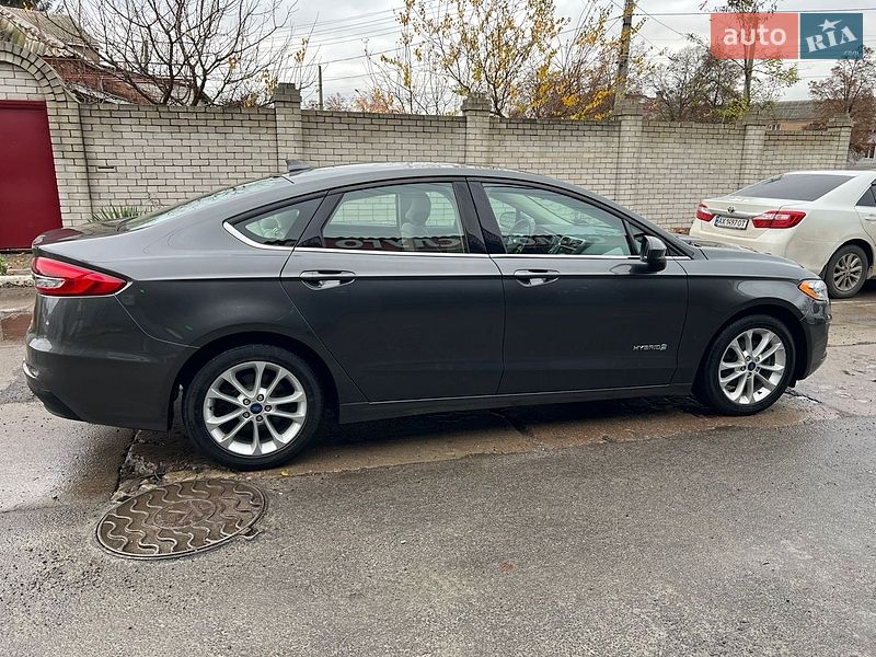 Седан Ford Fusion 2018 в Харкові фото 5 Седан Ford Fusion 2018 в Харкові