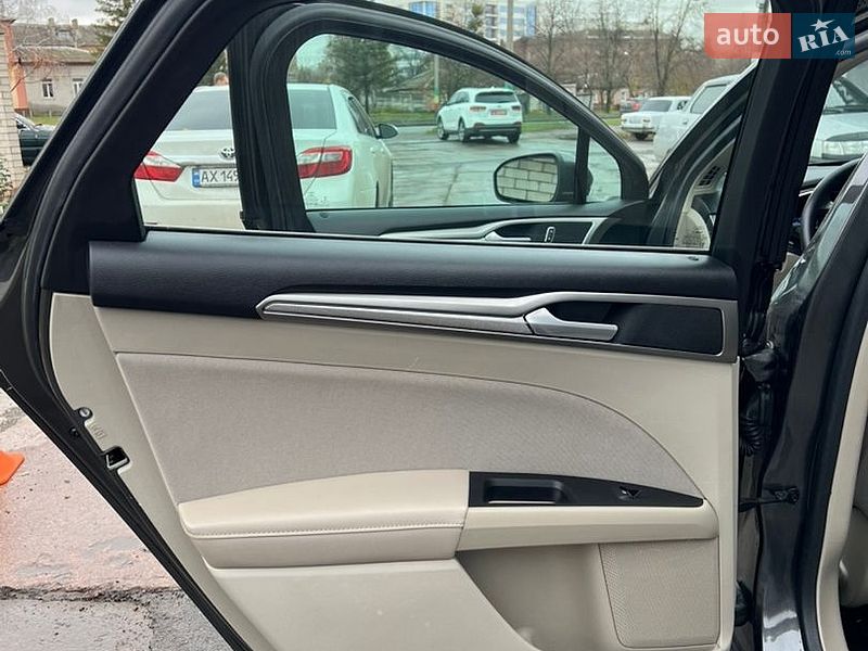 Седан Ford Fusion 2018 в Харкові фото 10 Седан Ford Fusion 2018 в Харкові