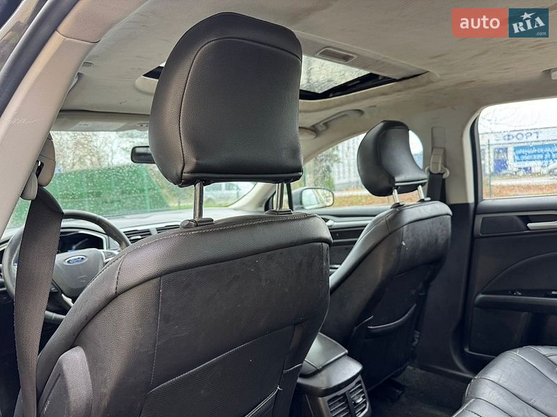 Седан Ford Fusion 2016 в Рівному
