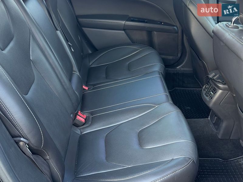 Седан Ford Fusion 2014 в Жидачові