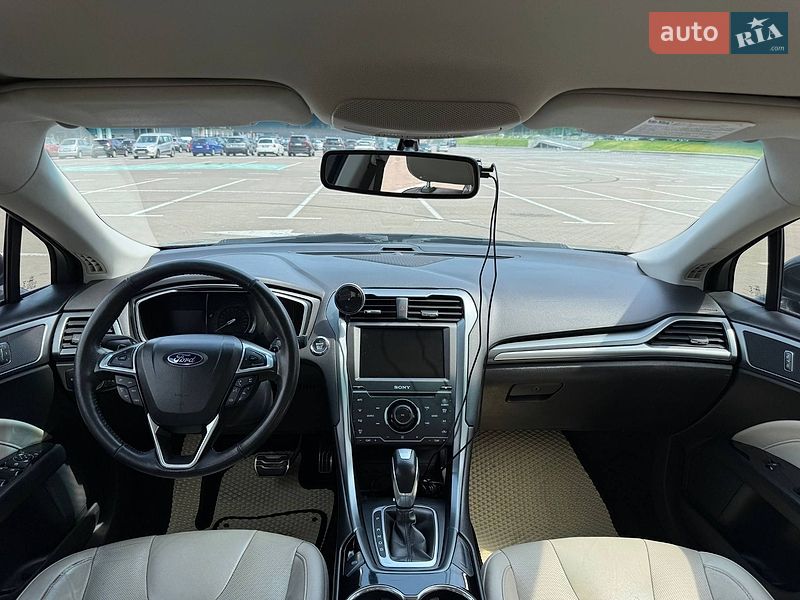 Седан Ford Fusion 2015 в Коростені