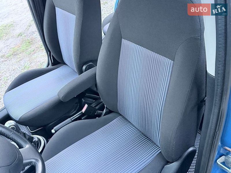 Хетчбек Ford Fusion 2010 в Лубнах фото 27 Хетчбек Ford Fusion 2010 в Лубнах