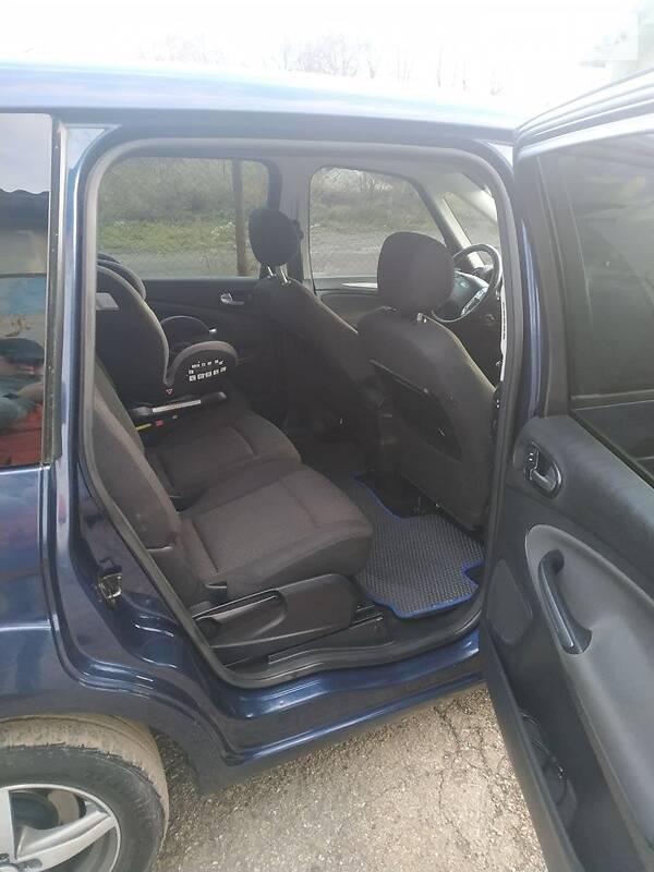 Минивэн Ford Galaxy 2008 в Новояворовске