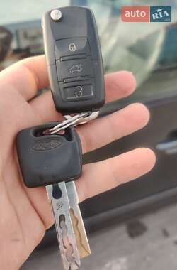 Универсал Ford Galaxy 2003 в Черновцах