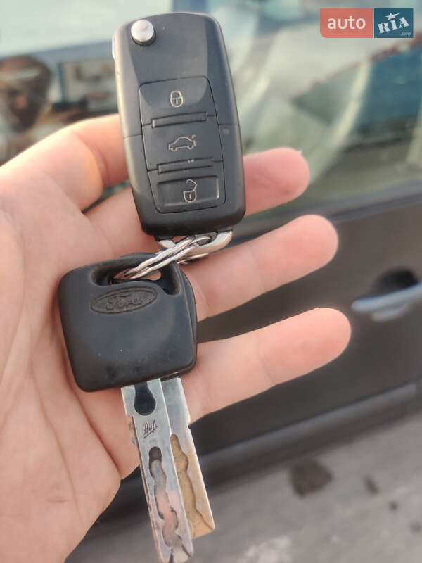 Универсал Ford Galaxy 2003 в Черновцах