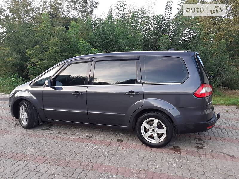 Мінівен Ford Galaxy 2009 в Івано-Франківську
