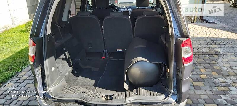 Мінівен Ford Galaxy 2009 в Івано-Франківську
