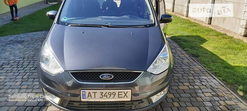 Мінівен Ford Galaxy 2009 в Івано-Франківську