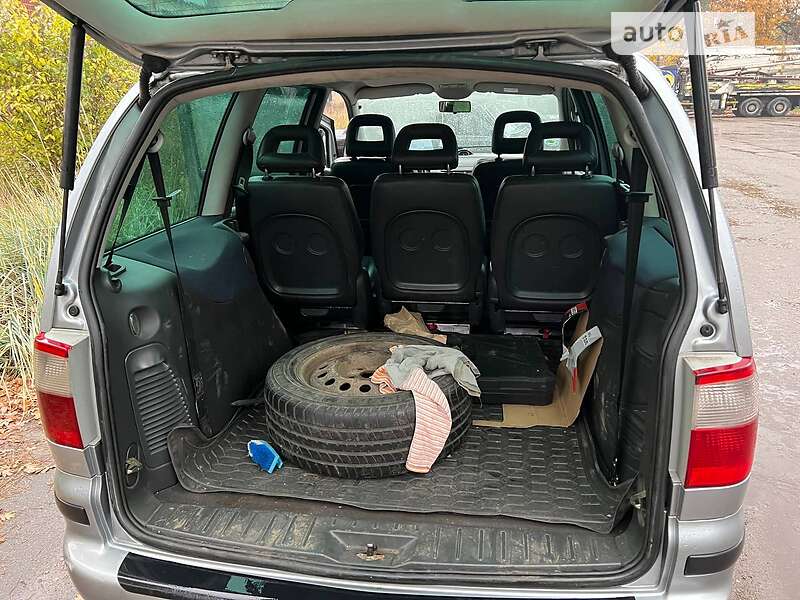 Минивэн Ford Galaxy 2003 в Киеве