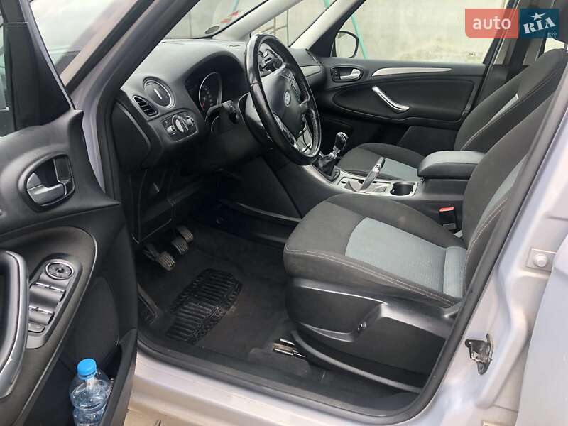 Минивэн Ford Galaxy 2011 в Нововолынске