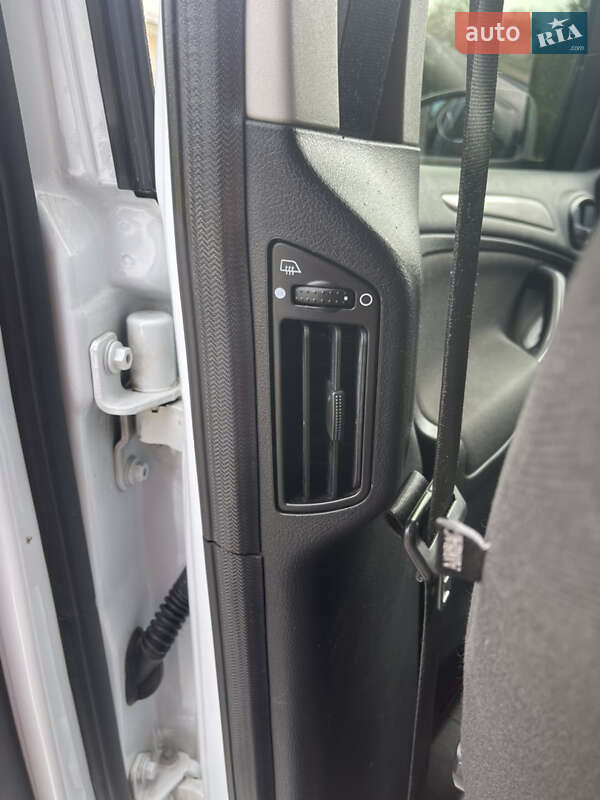 Минивэн Ford Galaxy 2011 в Киеве