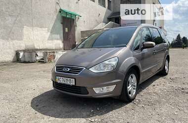 Минивэн Ford Galaxy 2013 в 
