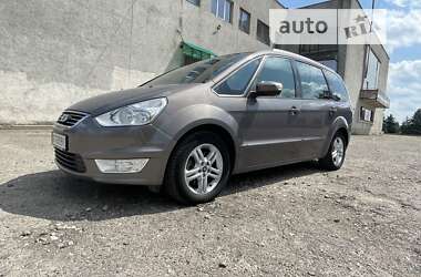 Минивэн Ford Galaxy 2013 в 