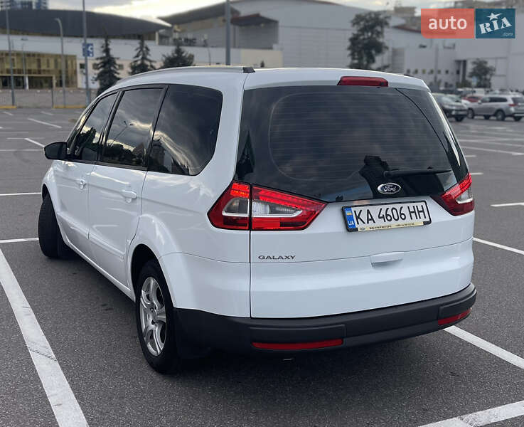 Минивэн Ford Galaxy 2011 в Киеве