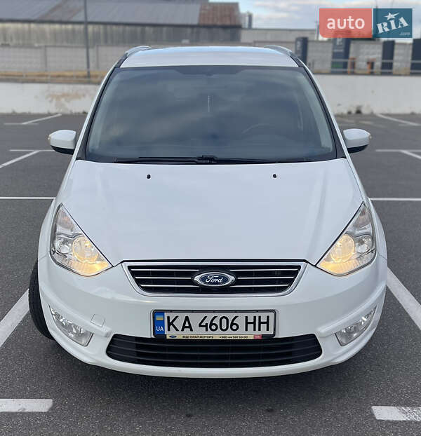 Минивэн Ford Galaxy 2011 в Киеве