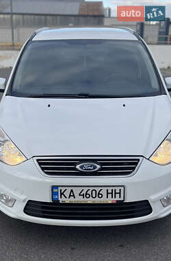 Минивэн Ford Galaxy 2011 в 