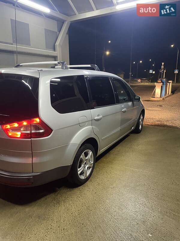 Минивэн Ford Galaxy 2007 в Сарнах