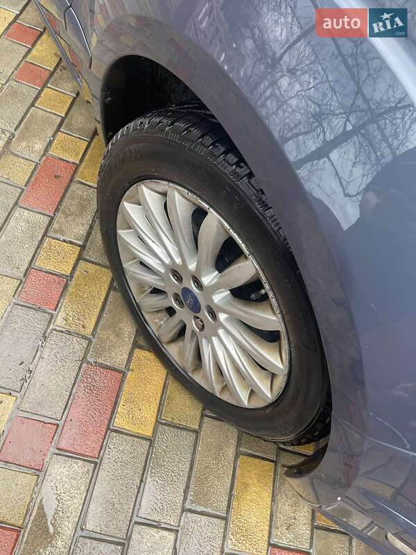 Минивэн Ford Galaxy 2014 в Луцке