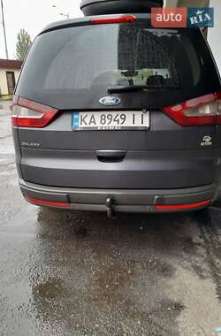 Минивэн Ford Galaxy 2010 в 