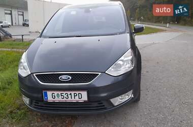 Минивэн Ford Galaxy 2010 в 
