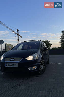 Минивэн Ford Galaxy 2012 в 