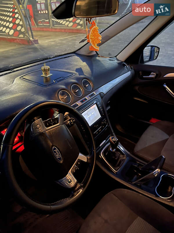 Минивэн Ford Galaxy 2012 в Ужгороде