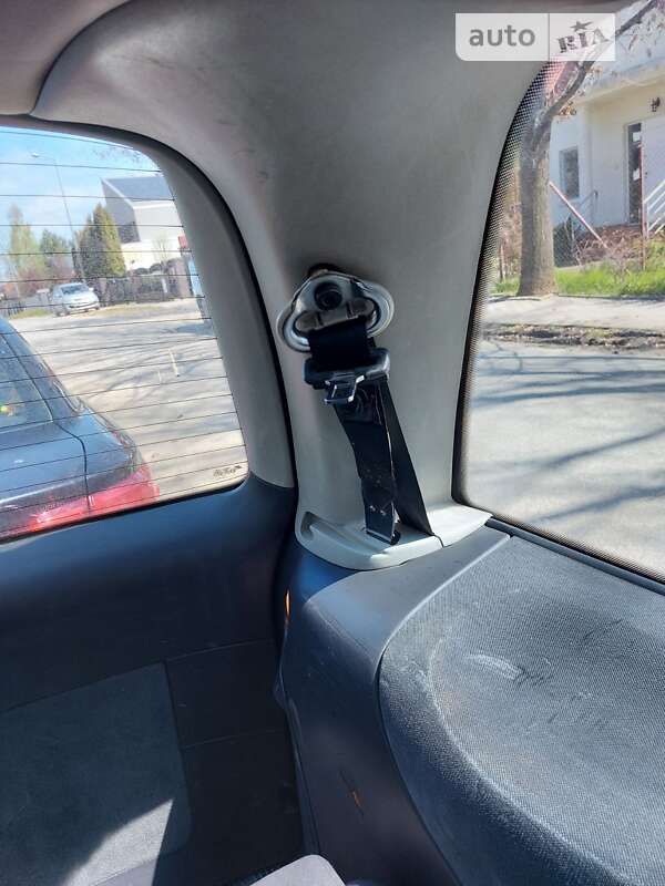 Минивэн Ford Galaxy 2004 в Ровно фото 15 Минивэн Ford Galaxy 2004 в Ровно