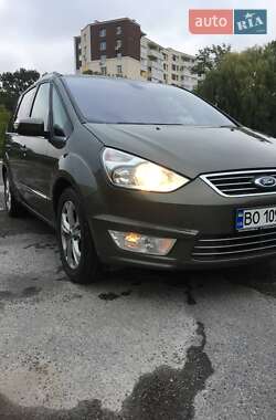 Минивэн Ford Galaxy 2011 в 