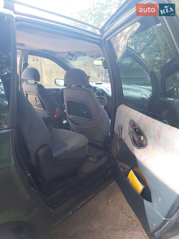 Минивэн Ford Galaxy 1996 в Киеве