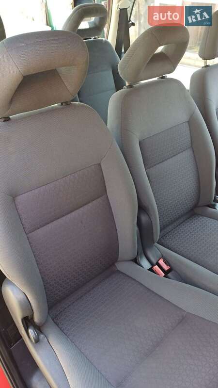 Минивэн Ford Galaxy 2004 в Луцке фото 14 Минивэн Ford Galaxy 2004 в Луцке