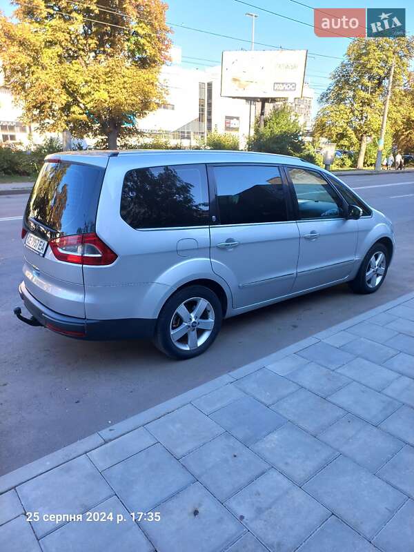 Мінівен Ford Galaxy 2010 в Чернівцях