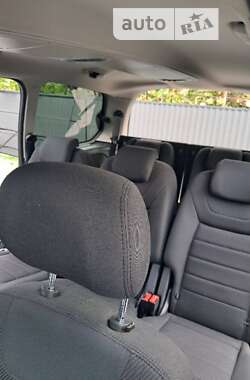 Минивэн Ford Galaxy 2013 в 