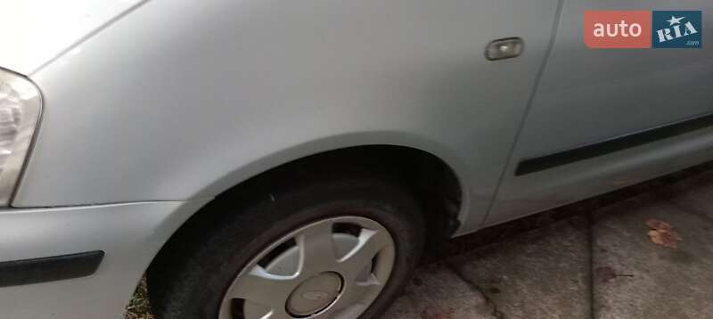 Мінівен Ford Galaxy 2000 в Ужгороді