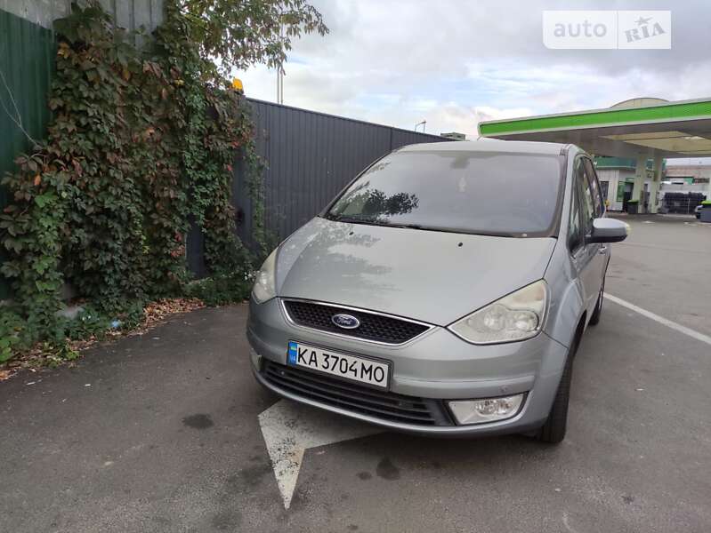 Минивэн Ford Galaxy 2009 в Киеве