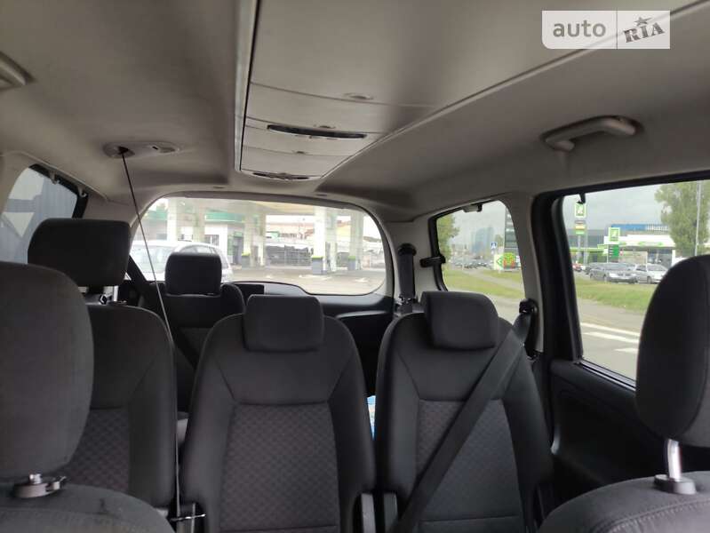 Минивэн Ford Galaxy 2009 в Киеве