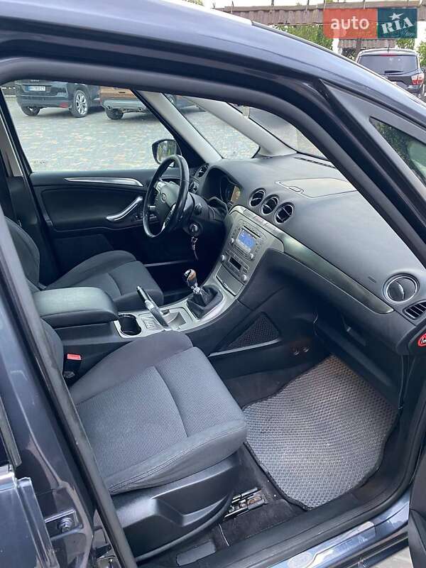 Мінівен Ford Galaxy 2009 в Тернополі