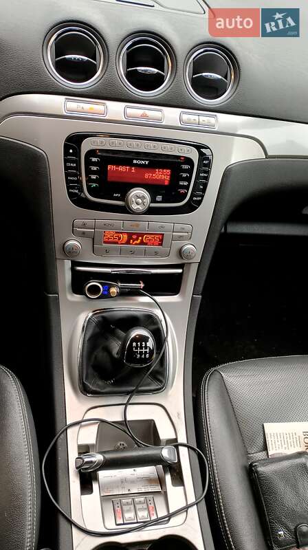 Минивэн Ford Galaxy 2010 в Ровно