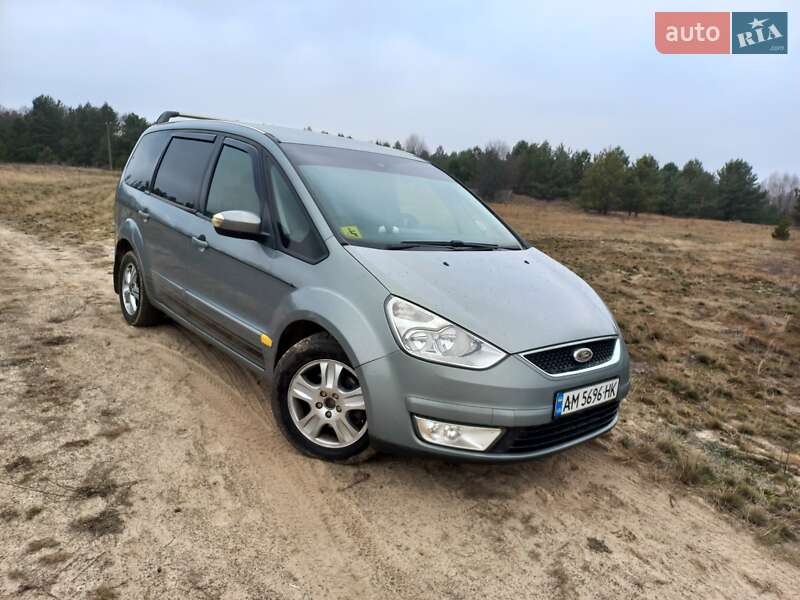 Минивэн Ford Galaxy 2008 в Малине