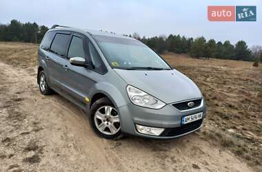 Минивэн Ford Galaxy 2008 в 