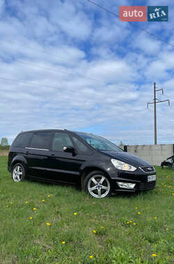 Минивэн Ford Galaxy 2011 в 